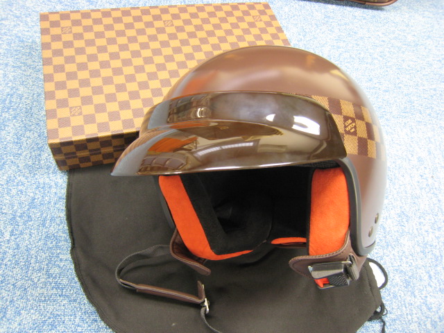 ルイヴィトンのヘルメット、ゲームセットの買取 - 名古屋・質屋の買取ブログ-タカハシライフ
